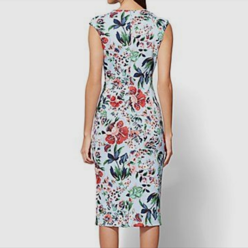 New York & Company Peach-Pink V-Neck Sheath Floral Dress